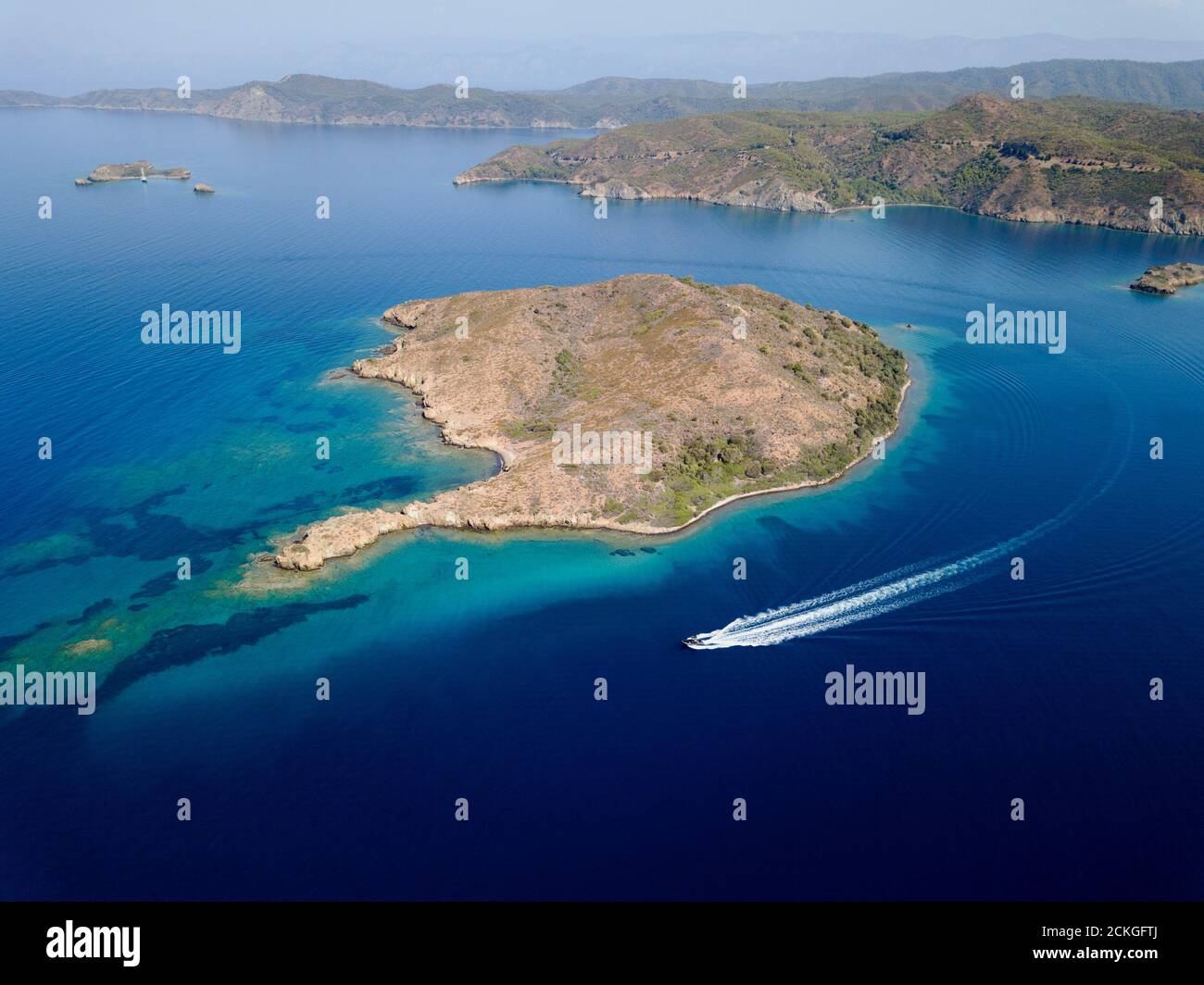 Vue aérienne de Seven Islands Gokova Bay Special Environment Protected Région Marmaris Turquie Banque D'Images