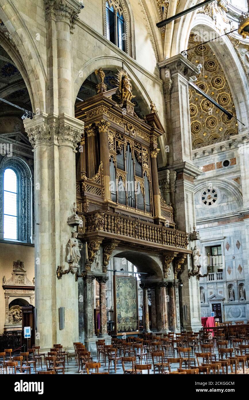 Italie. Lombardie. Ville de Côme. La cathédrale de Santa Maria Assunta s'appelle également Duomo. Le tuyau d'organe de geat Banque D'Images