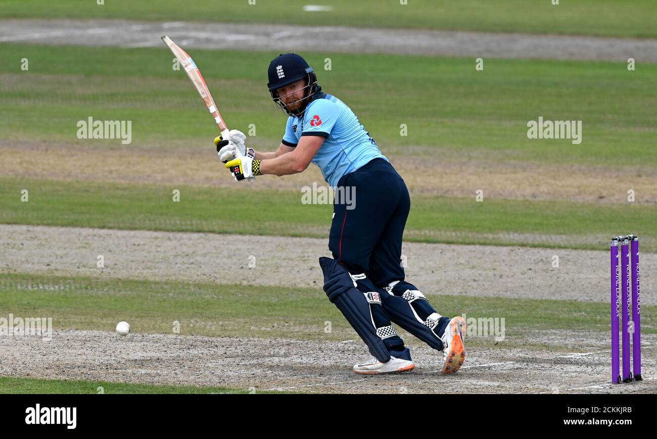 Jonny Bairstow, en Angleterre, est sorti lors du troisième match de l'ODI du Royal London à Emirates Old Trafford, Manchester. Banque D'Images