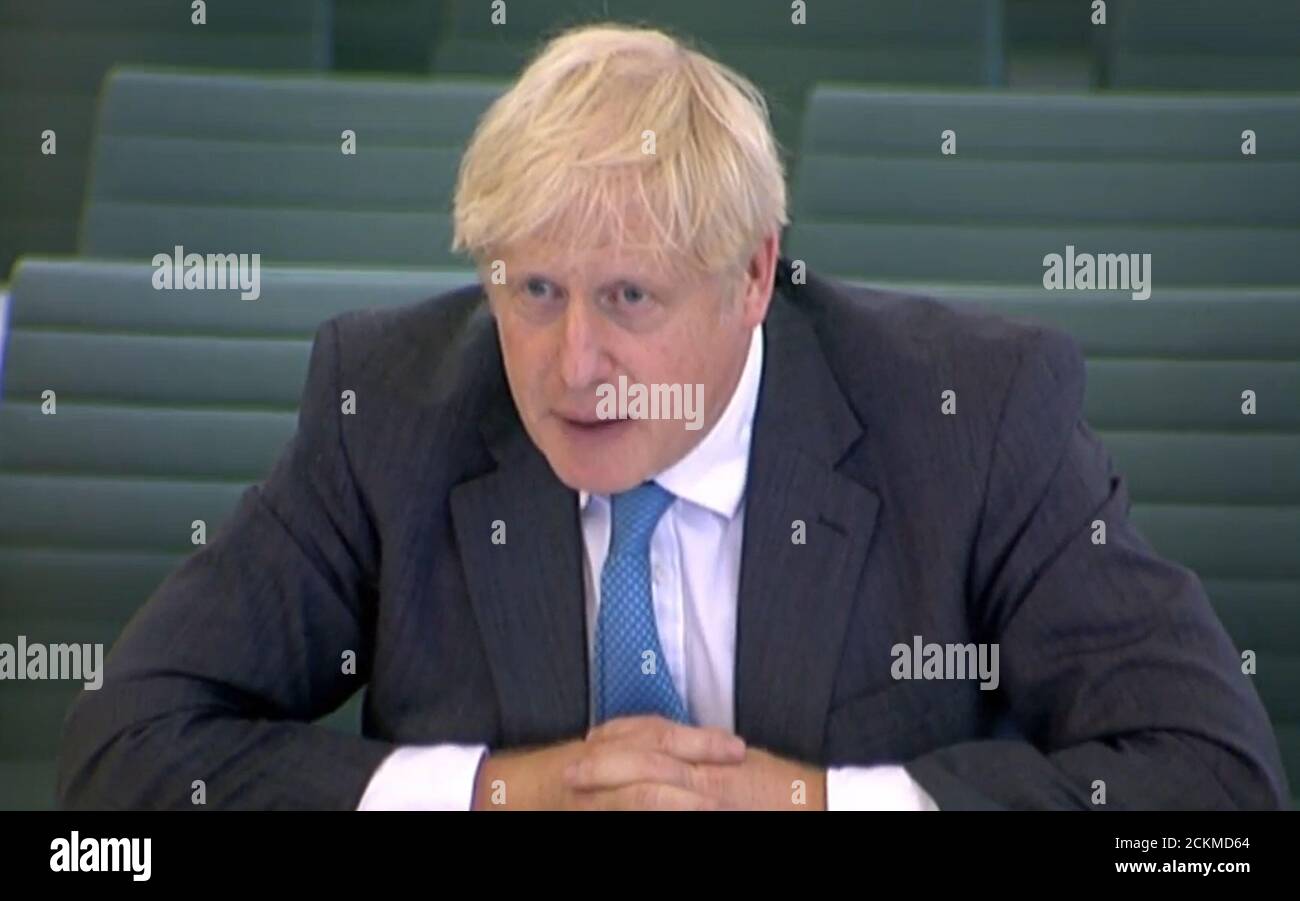 Boris Johnson donne des preuves au Comité de liaison des communes dans la salle Boothroyd de la Chambre des communes, à Londres, où il a admis qu'il n'y avait pas assez de capacité de dépistage du coronavirus et a promis qu'il y aurait une capacité de 500,000 tests par jour à la fin du mois d'octobre. Banque D'Images