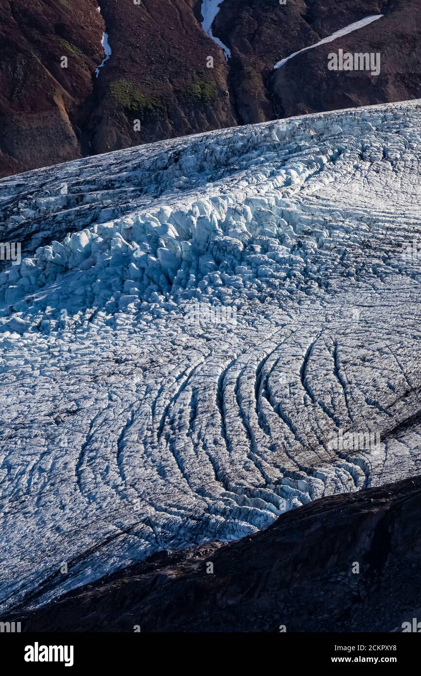 Le glacier Roosevelt, avec ses crevasses et ses caractéristiques de la ...