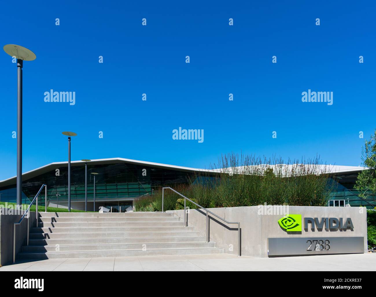 Façade du campus du siège de NVIDIA à Silicon Valley, centre high-tech de la baie de San Francisco - Santa Clara, CA, États-Unis - octobre 2019 Banque D'Images