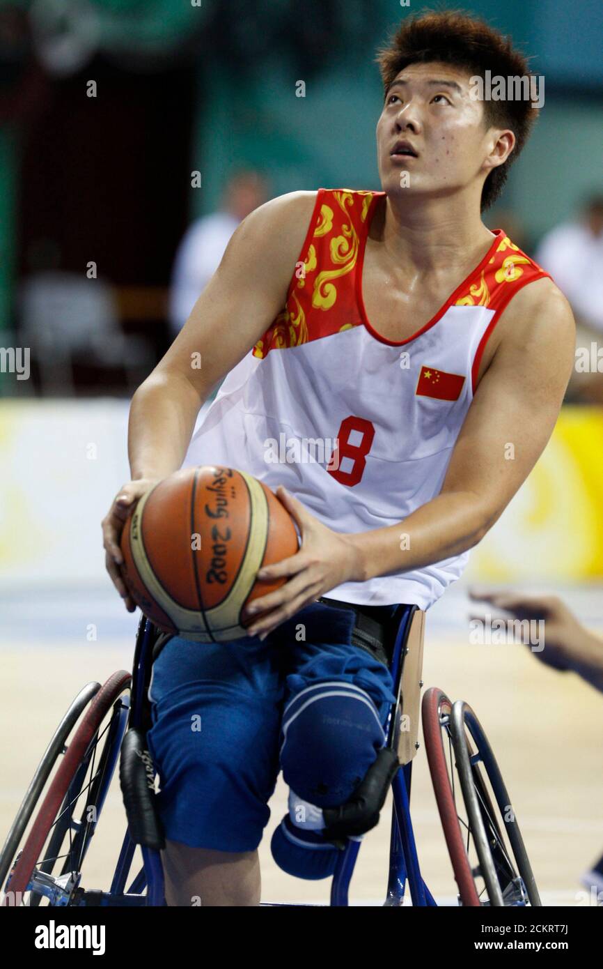 Beijing, Chine, le 10 septembre 2008 : quatrième jour de compétition sportive aux Jeux paralympiques de Beijing avec match entre la Chine et les États-Unis en basket-ball en fauteuil roulant pour hommes. Les États-Unis ont gagné, 97-38. ©Bob Daemmrich Banque D'Images