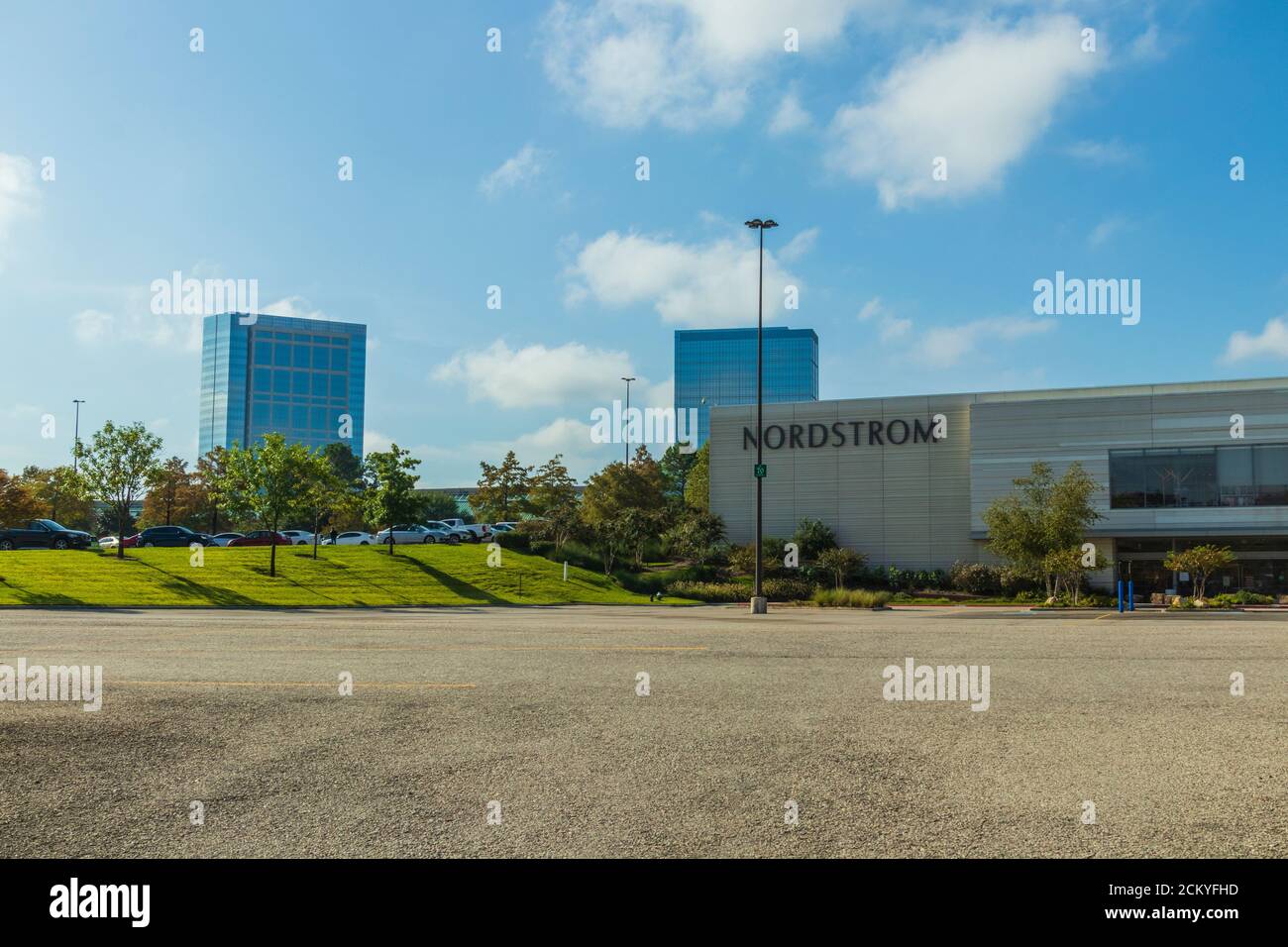 Grands magasins du centre commercial Woodlands Mall, dans les Woodlands, Texas. Banque D'Images