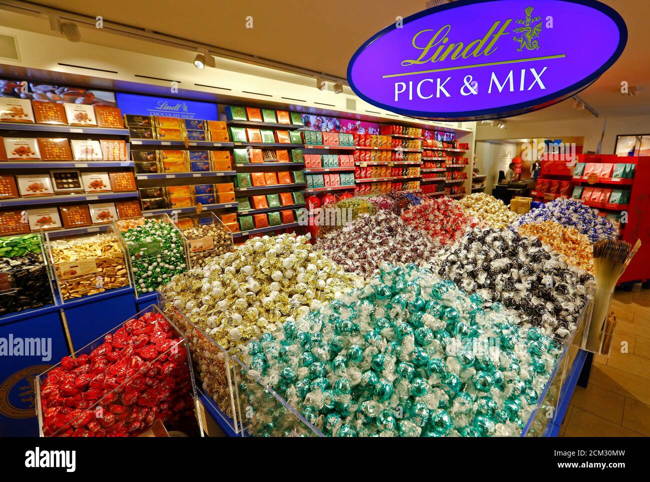 Chocolate is offered in a factory shop of Swiss chocolate maker Lindt &  Spruengli in Kilchberg near Zurich January 13, 2015. Lindt & Spruengli said  the takeover of U.S. candymaker Russell Stover