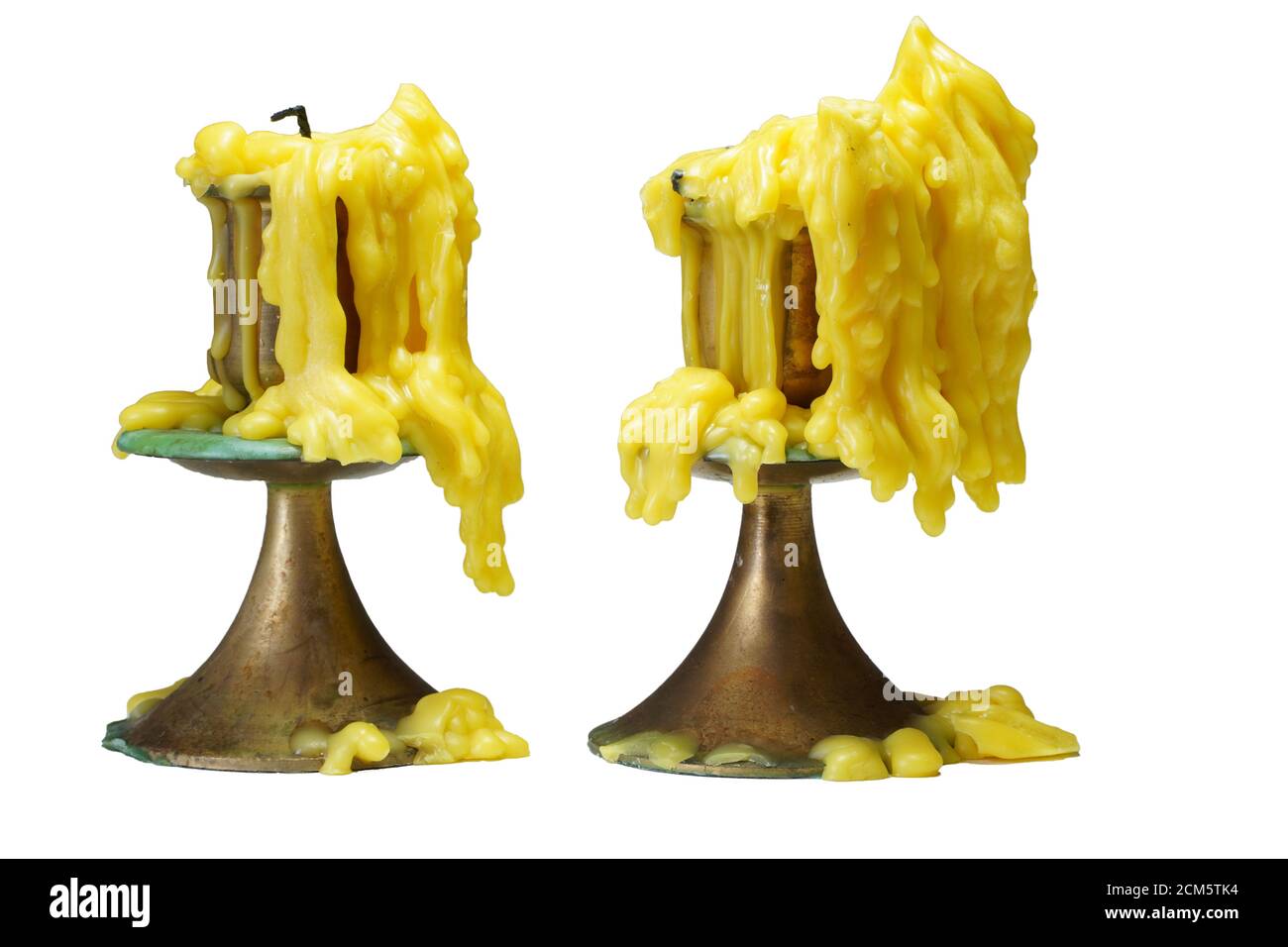 les garnitures de bougie sont isolées sur un fond blanc. Banque D'Images