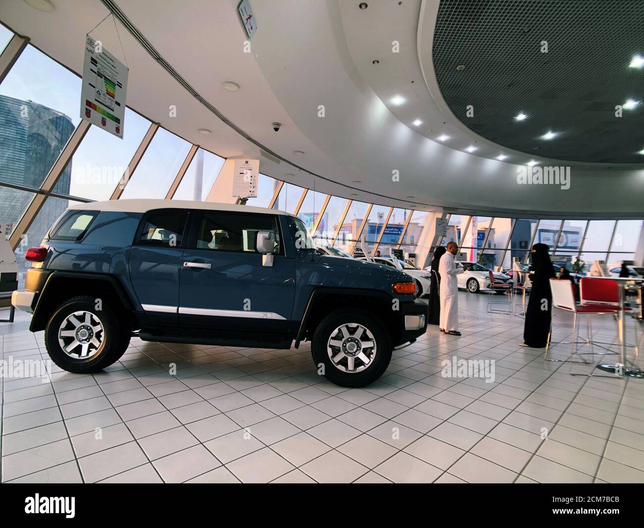 Toyota Fj Cruiser 19 Expose Au Concessionnaire Toyota A Dhahran Arabie Saoudite Le 15 Juin 19 Photo Prise Le 15 Juin 19 Reuters Hamad I Mohammed Photo Stock Alamy