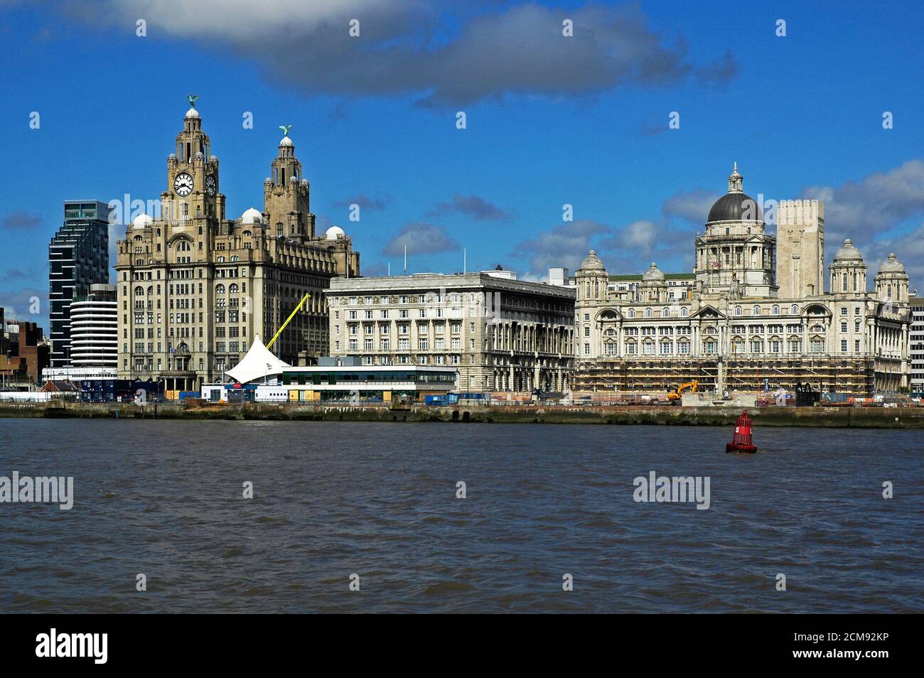 Les trois Grâces comprennent le Royal Liver Building, le Cunard Building et le Port de Liverpool Building à la tête de la jetée sur la rivière mersey en l Banque D'Images