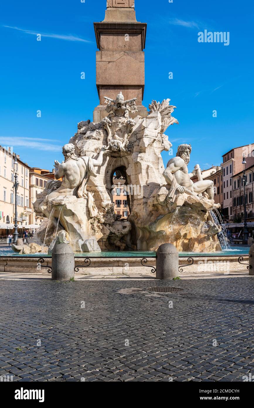 Fontana dei Quattro Fiumi ou Fontaine des quatre fleuves, Piazza Navona, Rome, Lazio, Italie Banque D'Images