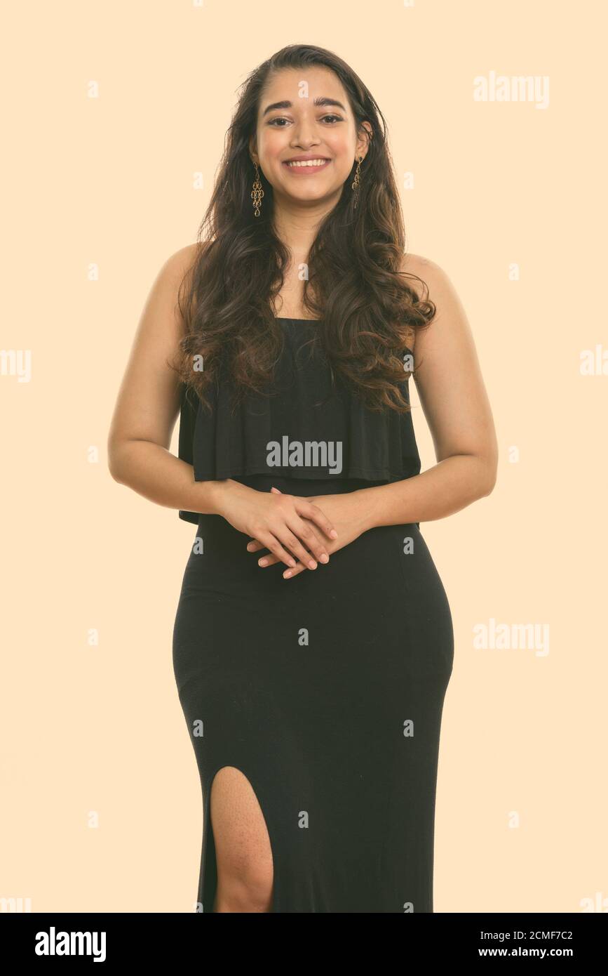Young happy woman smiling while standing together Banque D'Images