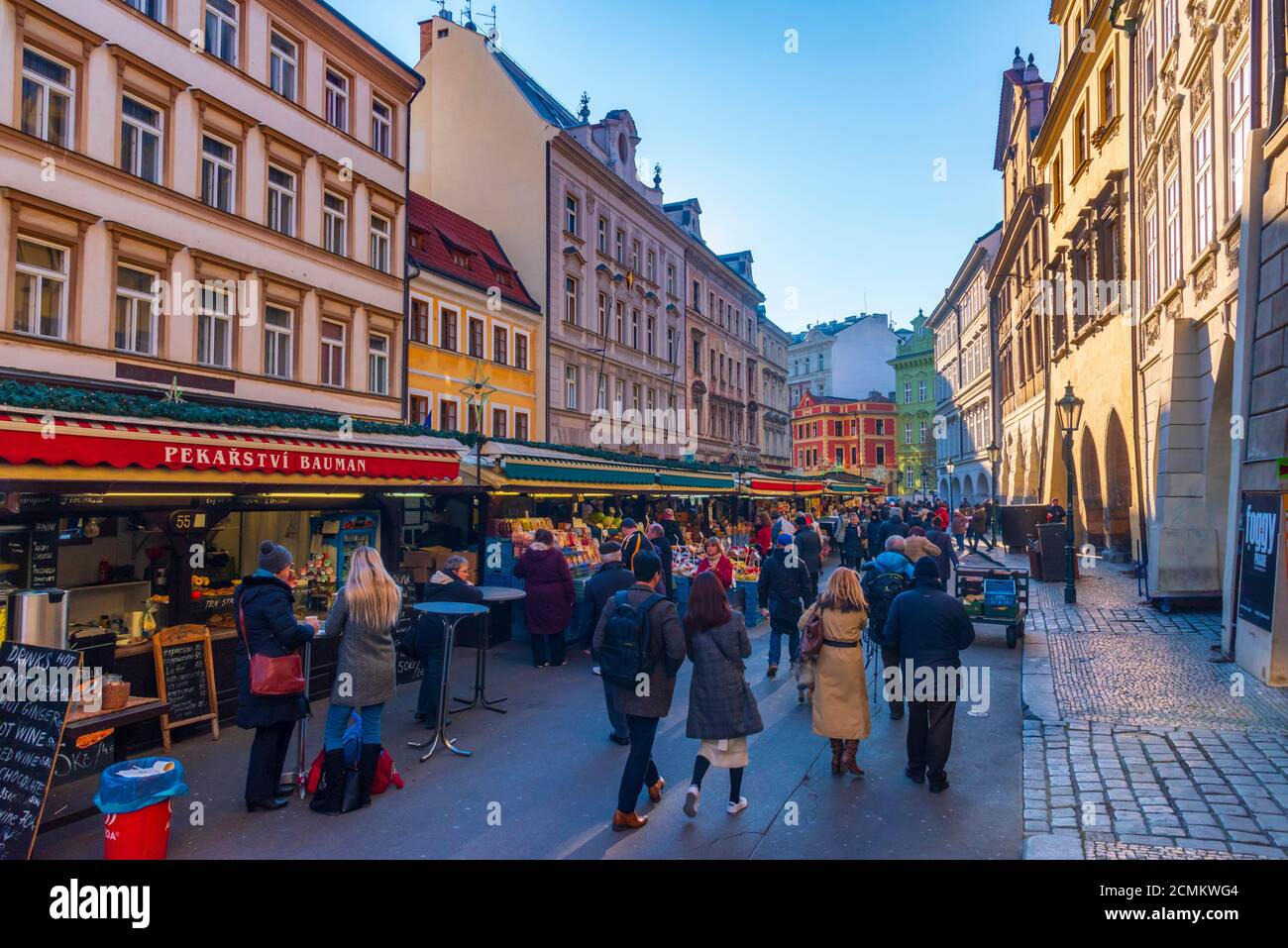 République tchèque, Prague, la vieille ville, Stare Mesto, Havelska Market place, marché de Noël Banque D'Images