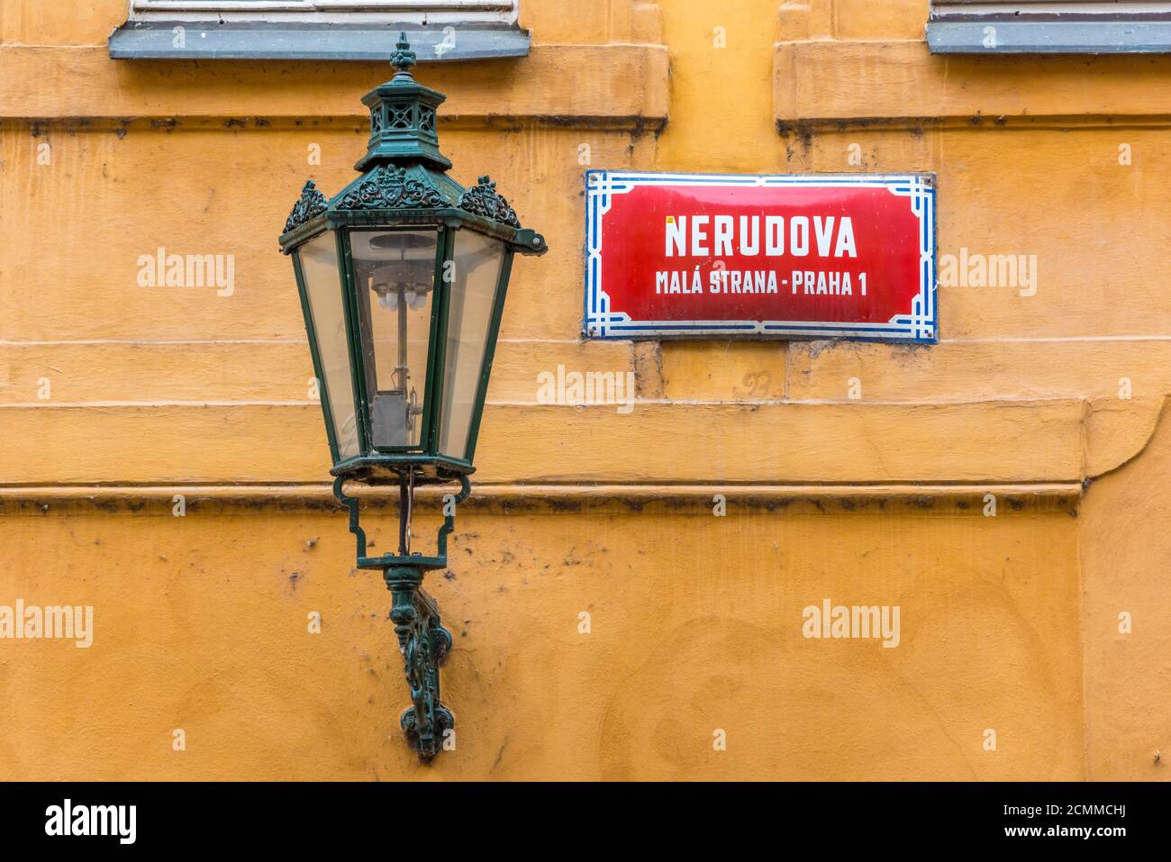 République Tchèque, Prague, Mala Strana, rue Nerudova Banque D'Images