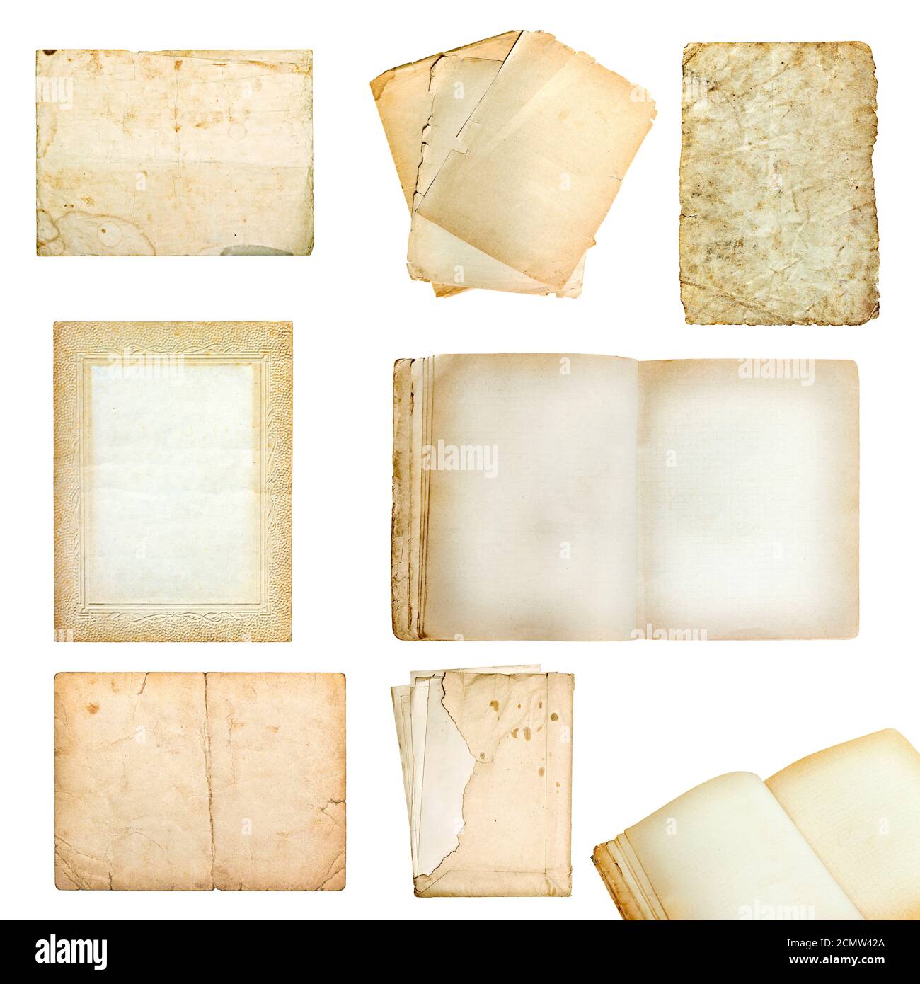 Ensemble de vieilles cartes postales anciennes isolé sur fond blanc Banque D'Images