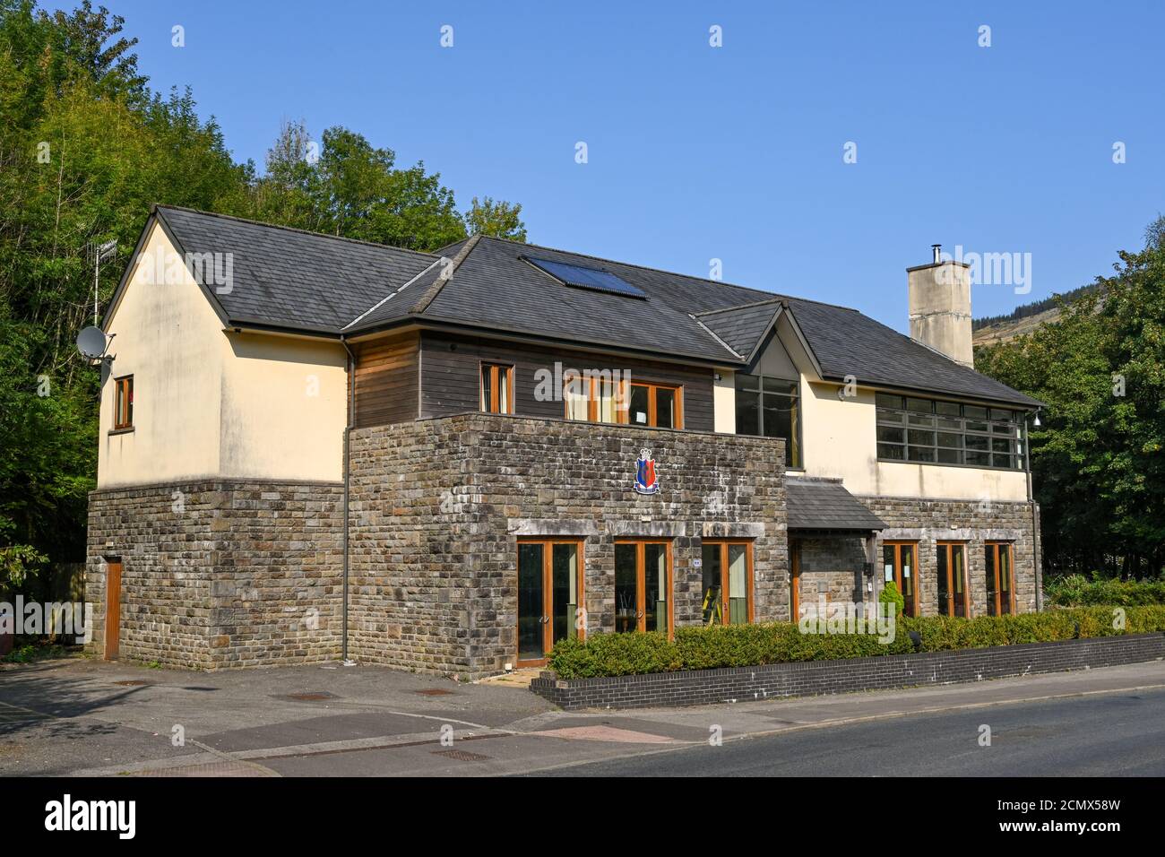 Ferndale, Rhondda Valley, pays de Galles - septembre 2020 : vue extérieure du club de rugby de Ferndale. Banque D'Images