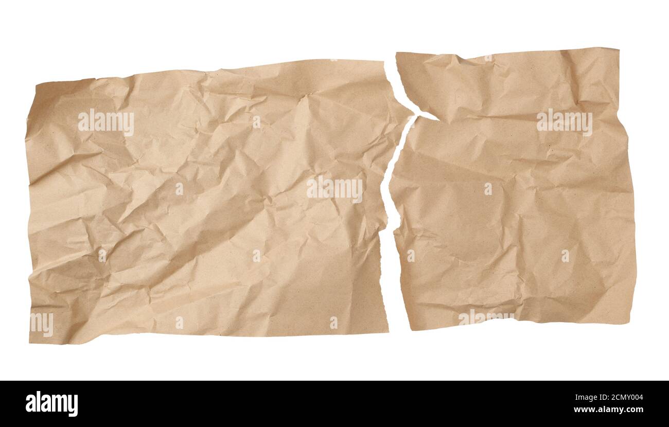 nettoyer la feuille marron déchirée de papier artisanal souillée sur un arrière-plan blanc Banque D'Images