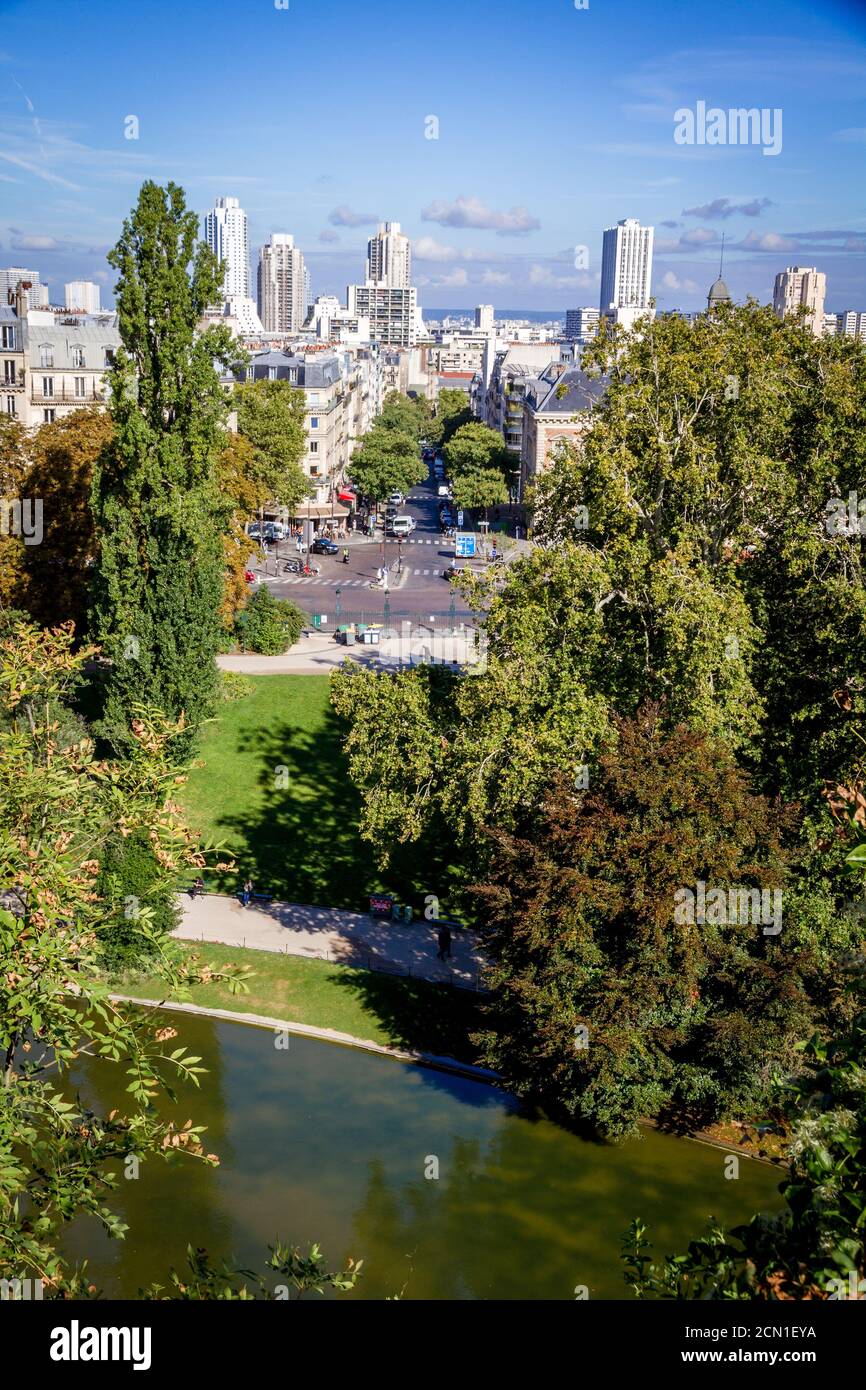 Vue aérienne de Paris depuis les Buttes-Chaumont, Paris Banque D'Images