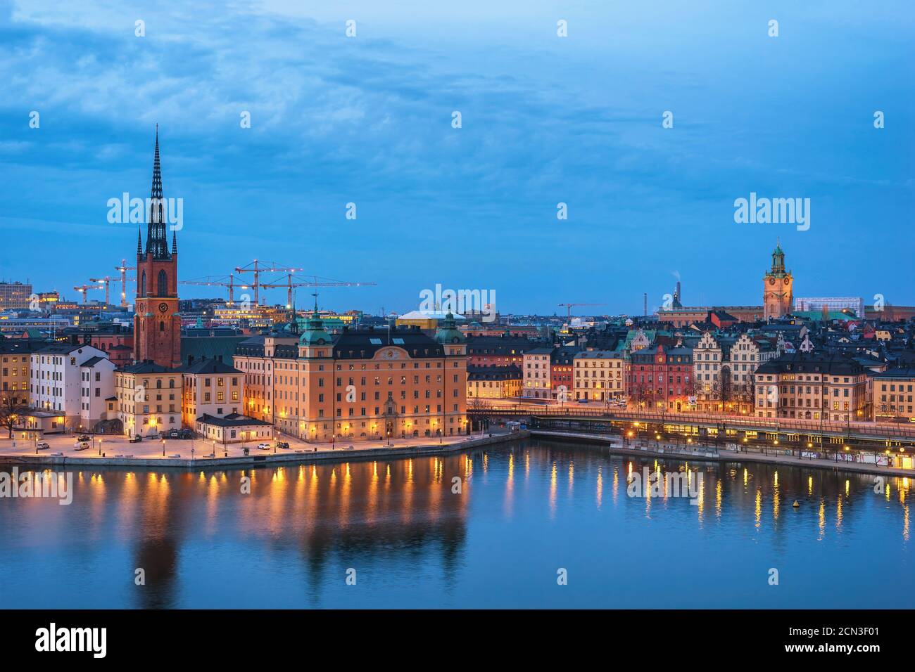La Suède, Stockholm City skyline nuit à la vieille ville de Gamla Stan Banque D'Images