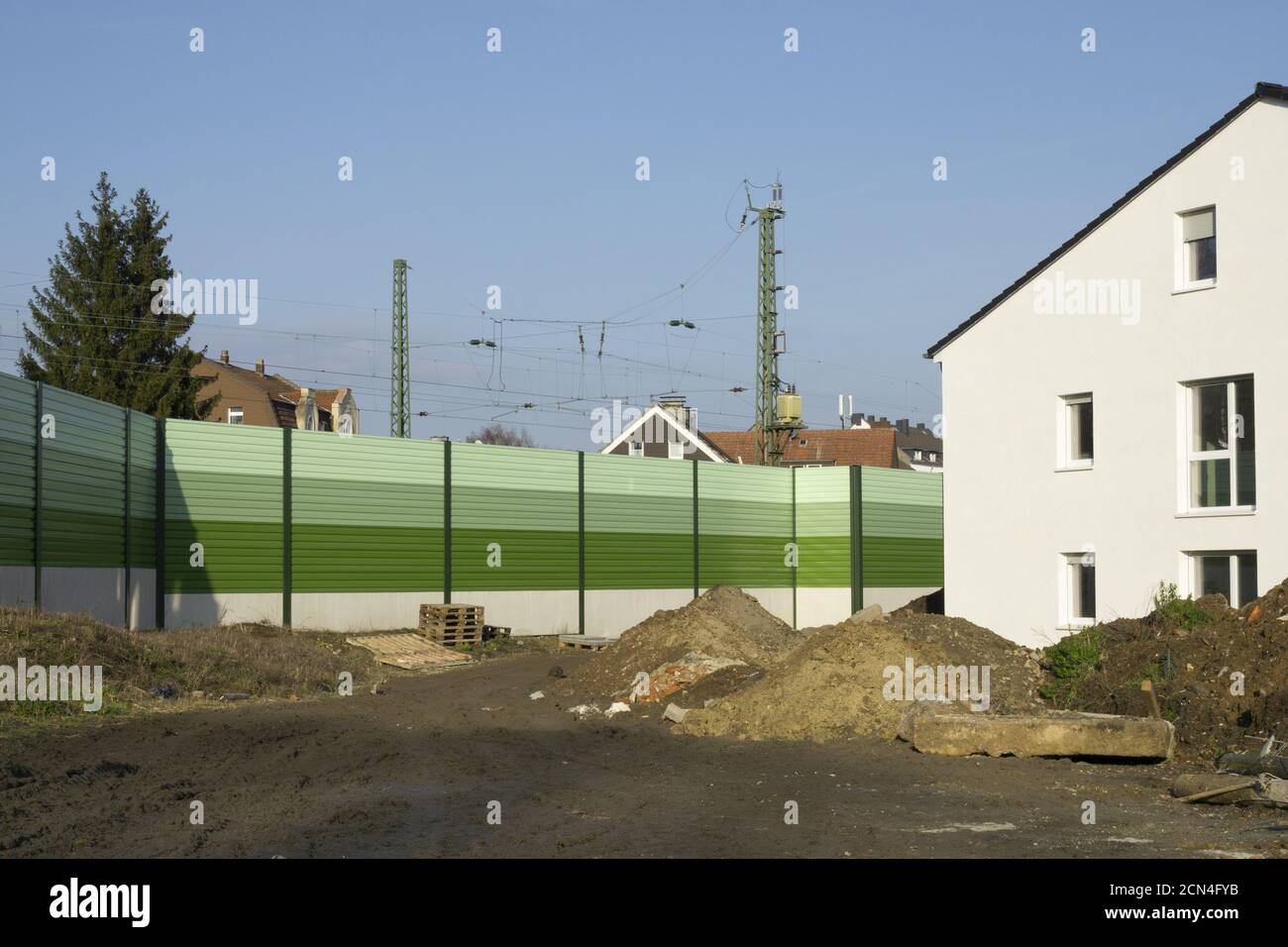 Mur de protection contre le bruit dans un nouveau bâtiment résidentiel, Dortmund Banque D'Images
