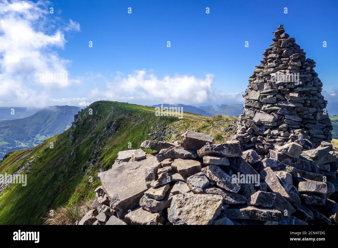 Volcan Cantal Banque De Photographies Et D images Haute R solution 
