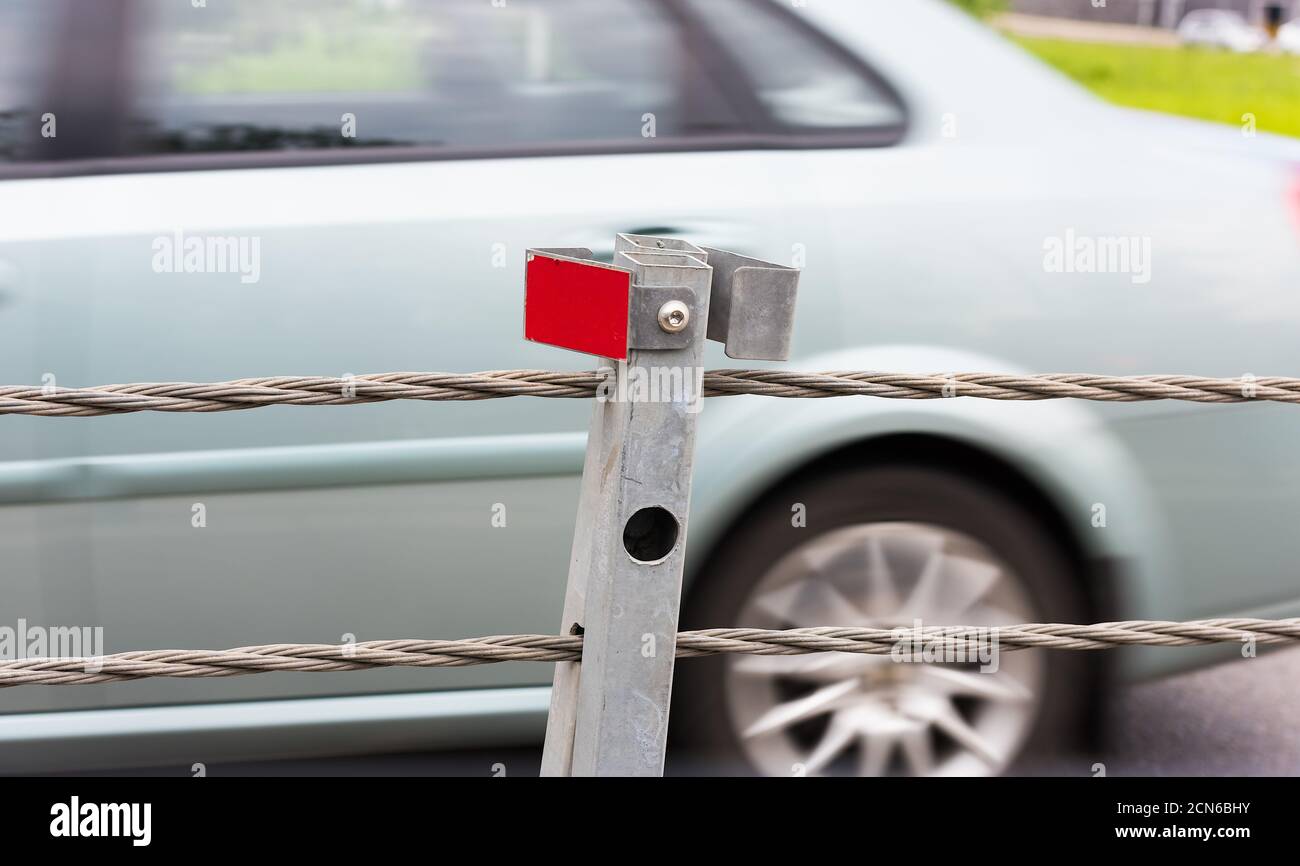 barrière sur la route pour la sécurité routière Banque D'Images