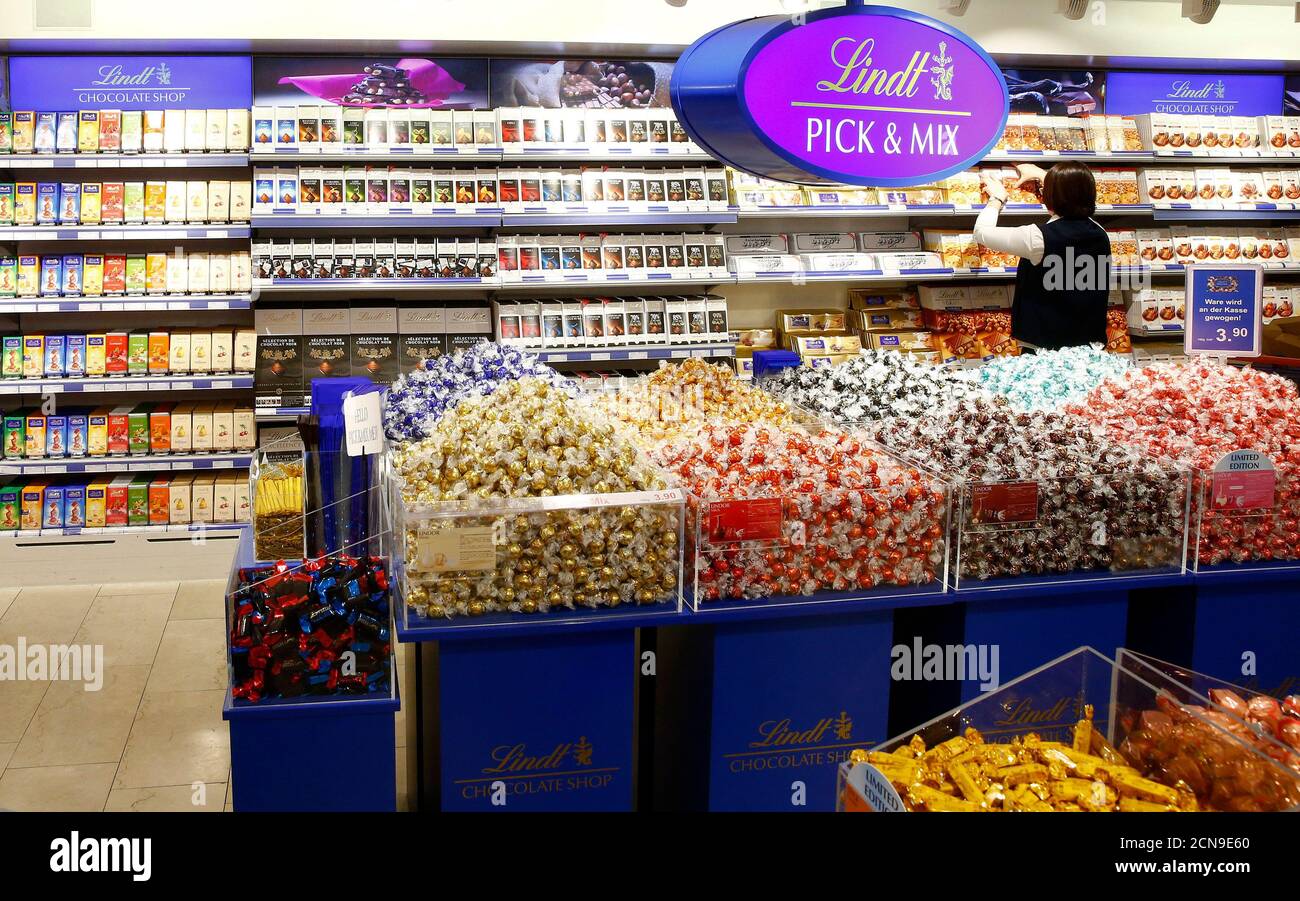 Chocolate is offered in a factory shop of Swiss chocolate maker Lindt &  Spruengli in Kilchberg near Zurich January 13, 2015. Lindt & Spruengli said  the takeover of U.S. candymaker Russell Stover