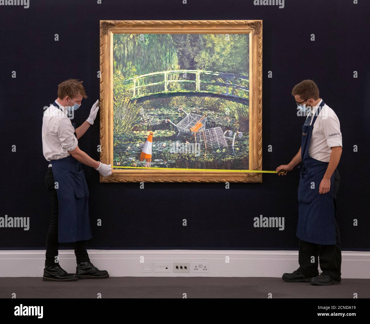 Sotheby’s, Londres, Royaume-Uni. 18 septembre 2020. Montrez-moi le Monet, la version contemporaine de Banksy sur le chef-d’œuvre des Aquarelles de Monet, avec une estimation des ventes aux enchères allant jusqu’à 5 millions de livres, est dévoilé à Sotheby’s New Bond Street et sera présenté dans une vente aux enchères en direct le 21 octobre. Crédit : Malcolm Park/Alay Live News. Banque D'Images