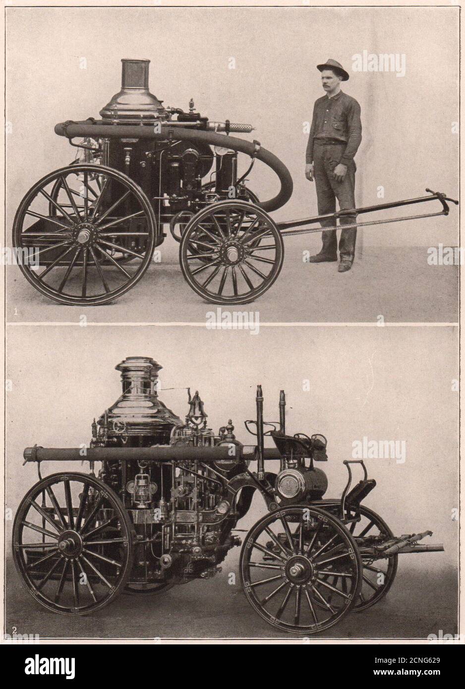Petit moteur d'incendie. Moteur pour un incendie de ville 1903 vieux imprimé antique Banque D'Images