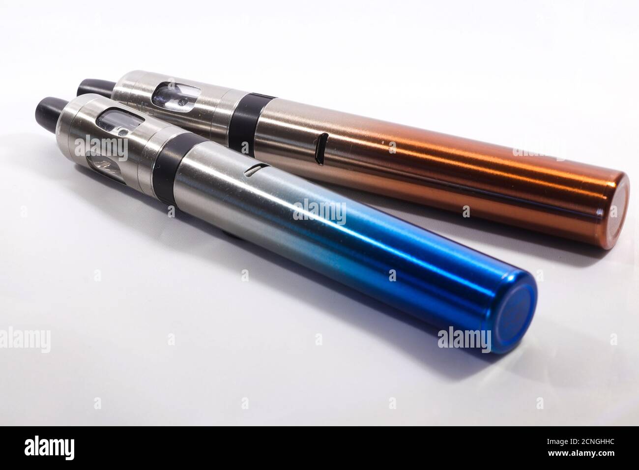 Les stylos VAPE sont à plat Banque D'Images