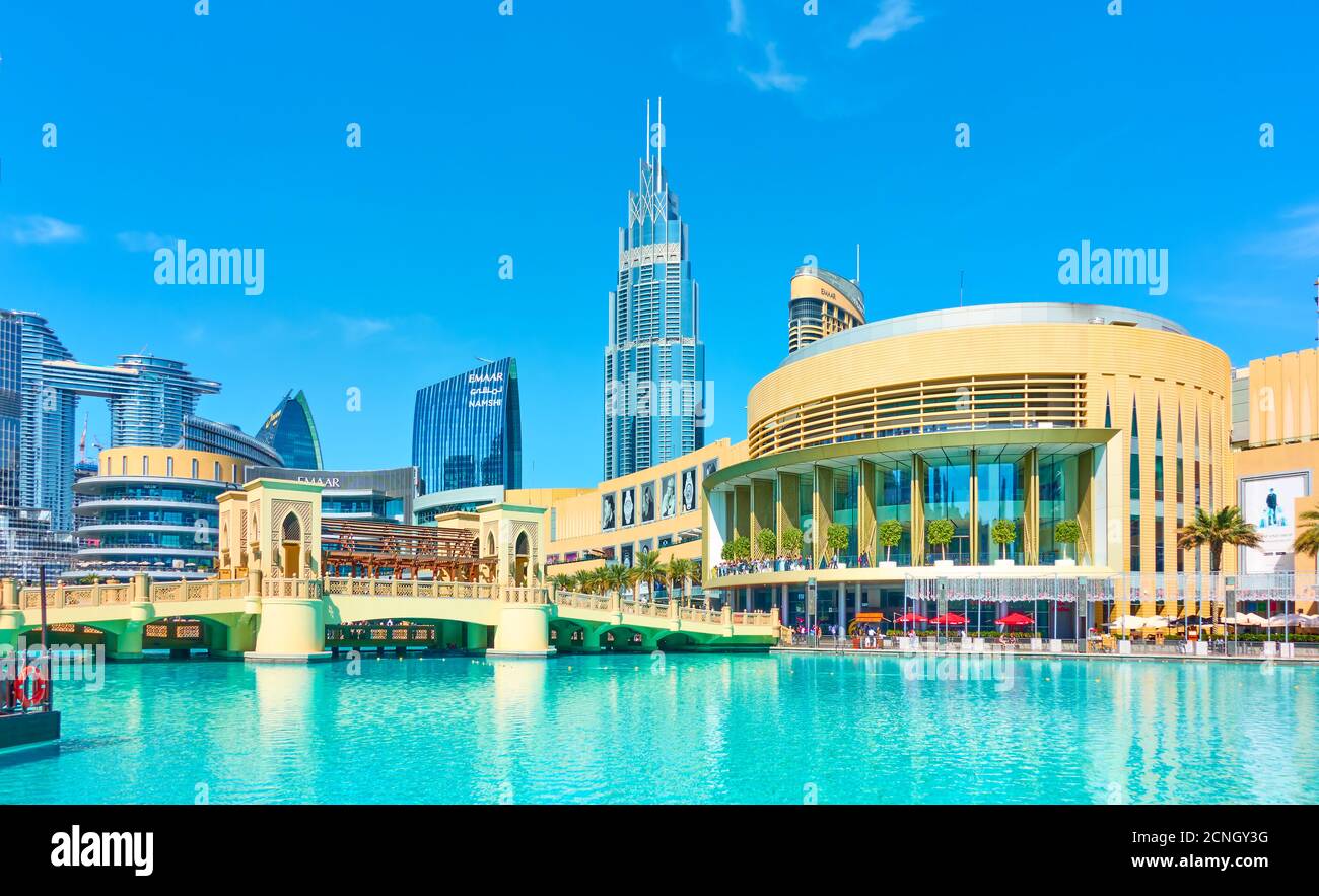 Dubaï, Émirats Arabes Unis - 30 janvier 2020 : vue sur le centre-ville de Dubaï avec le centre commercial de Dubaï Banque D'Images