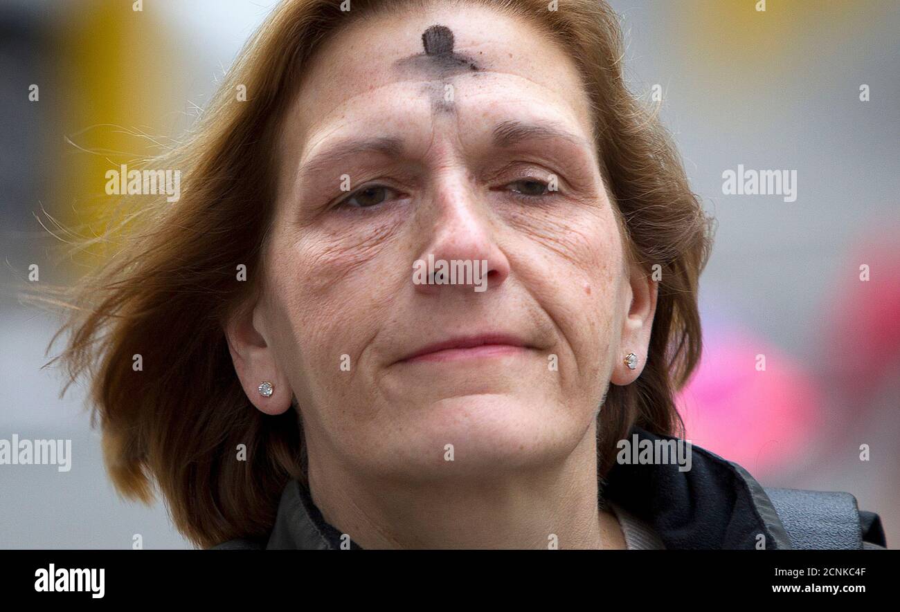 Joann Crupi Former Account Manager With Bernard L Madoff Investment Securities Llc Enters The Manhattan Federal Courthouse In The Manhattan Borough Of New York March 5 14 Five Former Aides Of Infamous