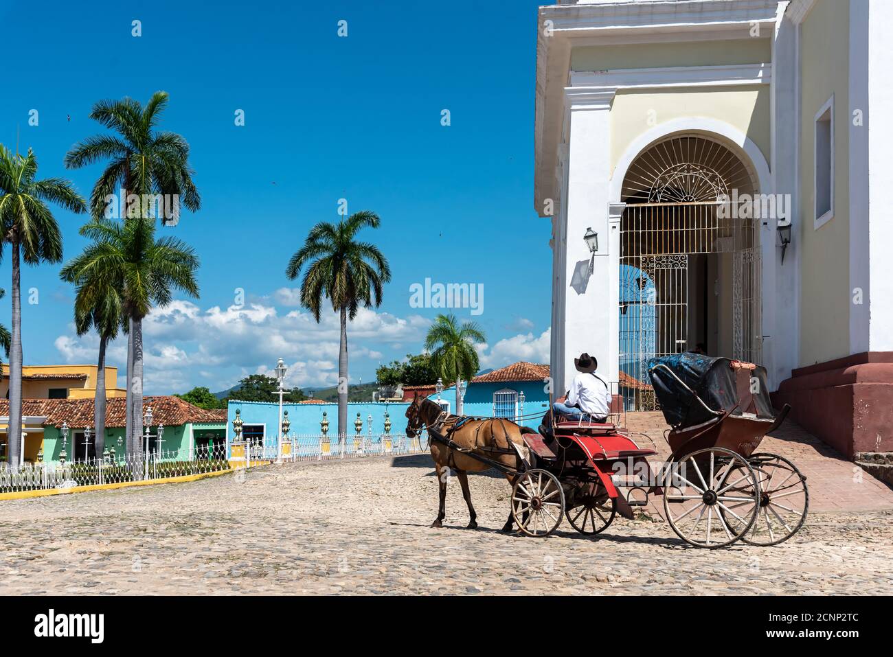 27 août 2019 : une calèche sur la place principale appelée « Plaza Mayor ». Trinité-et-Cuba Banque D'Images