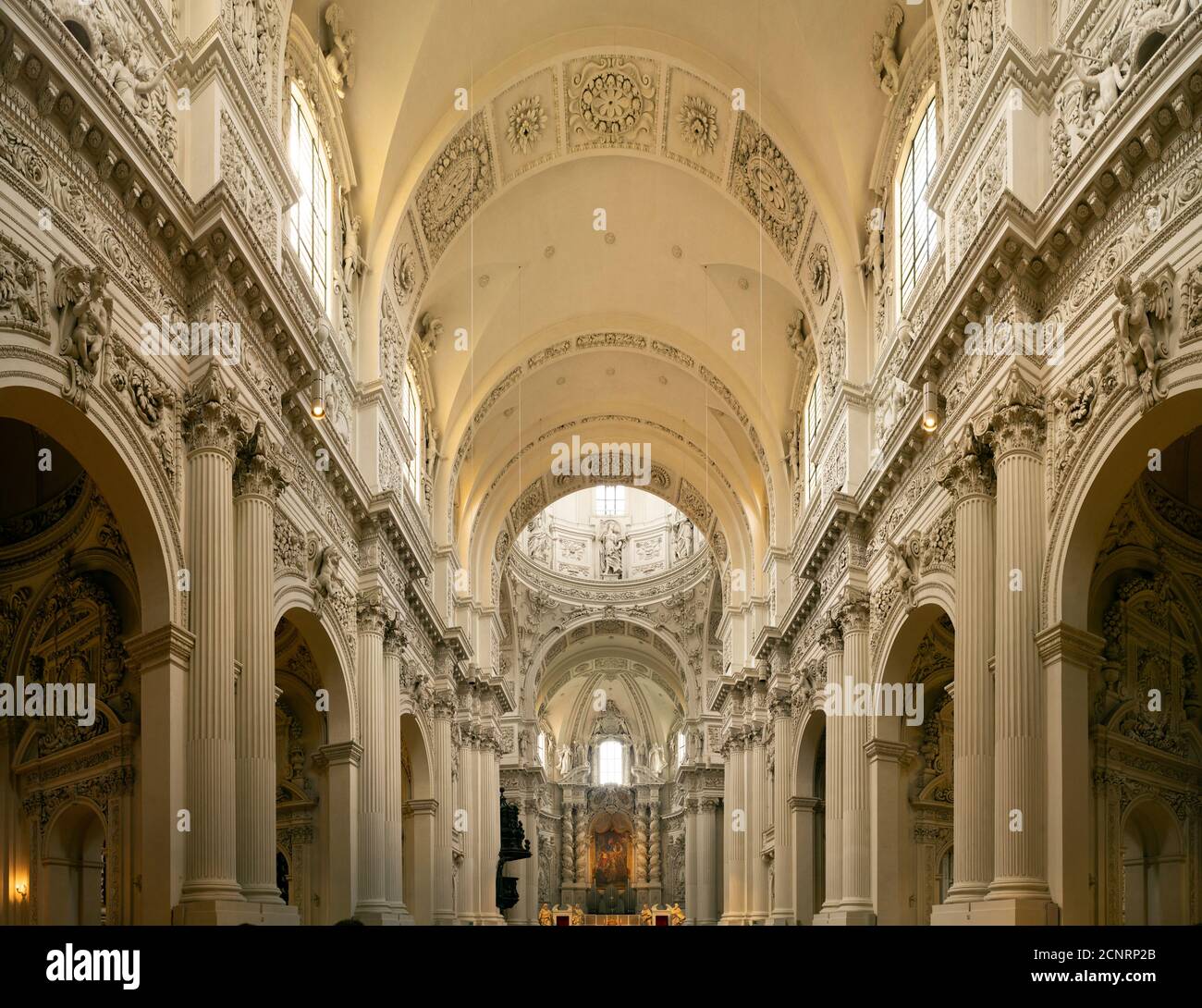 Theatinerkirche St, Kajetan et Adelheid, Eglise catholique, style baroque et rococo, Odeonsplatz, Munich, Banque D'Images