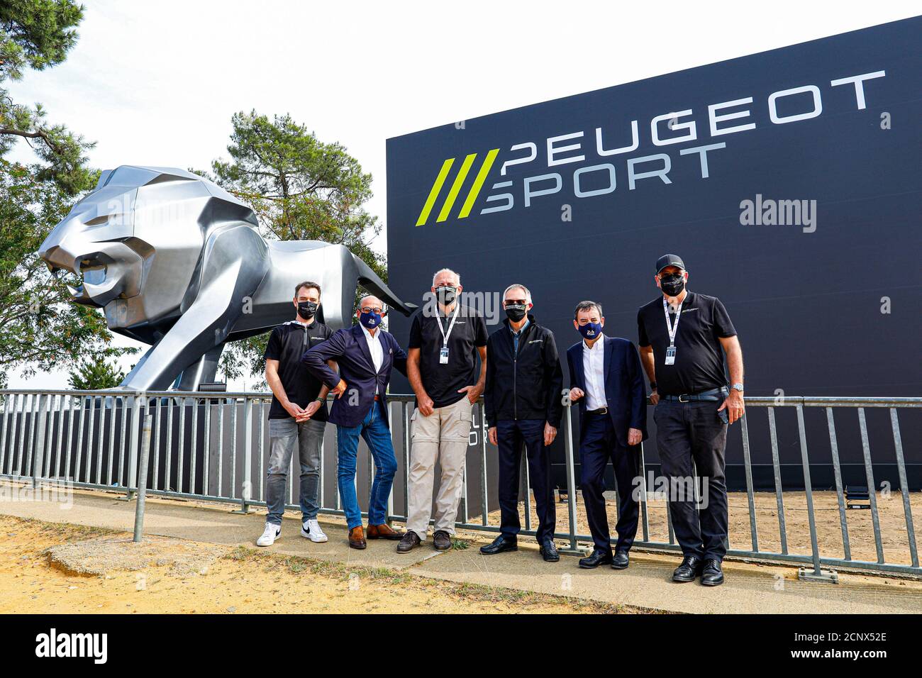 Lion Peugeot Sport, MILLE Richard (FRA), Président de la Commission d'endurance de la FIA, Jean-Marc Finot, Directeur Motorsport Groupe PSA, TAVARES Carlos CEO groupe PSA, Fillon Pierre, Président de l'ACO, Jean-Philippe Imparato, Directeur de la marque Peugeot, Philippe Montanteme, Pierre Gauthier Caloni, Action lors des sessions de qualification et d'Hyperpole des 2020 24 heures du Mans, 7e tour du Championnat du monde d'endurance 2019-20 de la FIA sur le circuit des 24 heures du Mans, du 16 au 20 septembre 2020 au Mans, France - photo Frédéric le Floc'h/DPPI crédit : LM/DPPI/Frederic le Floc Banque D'Images