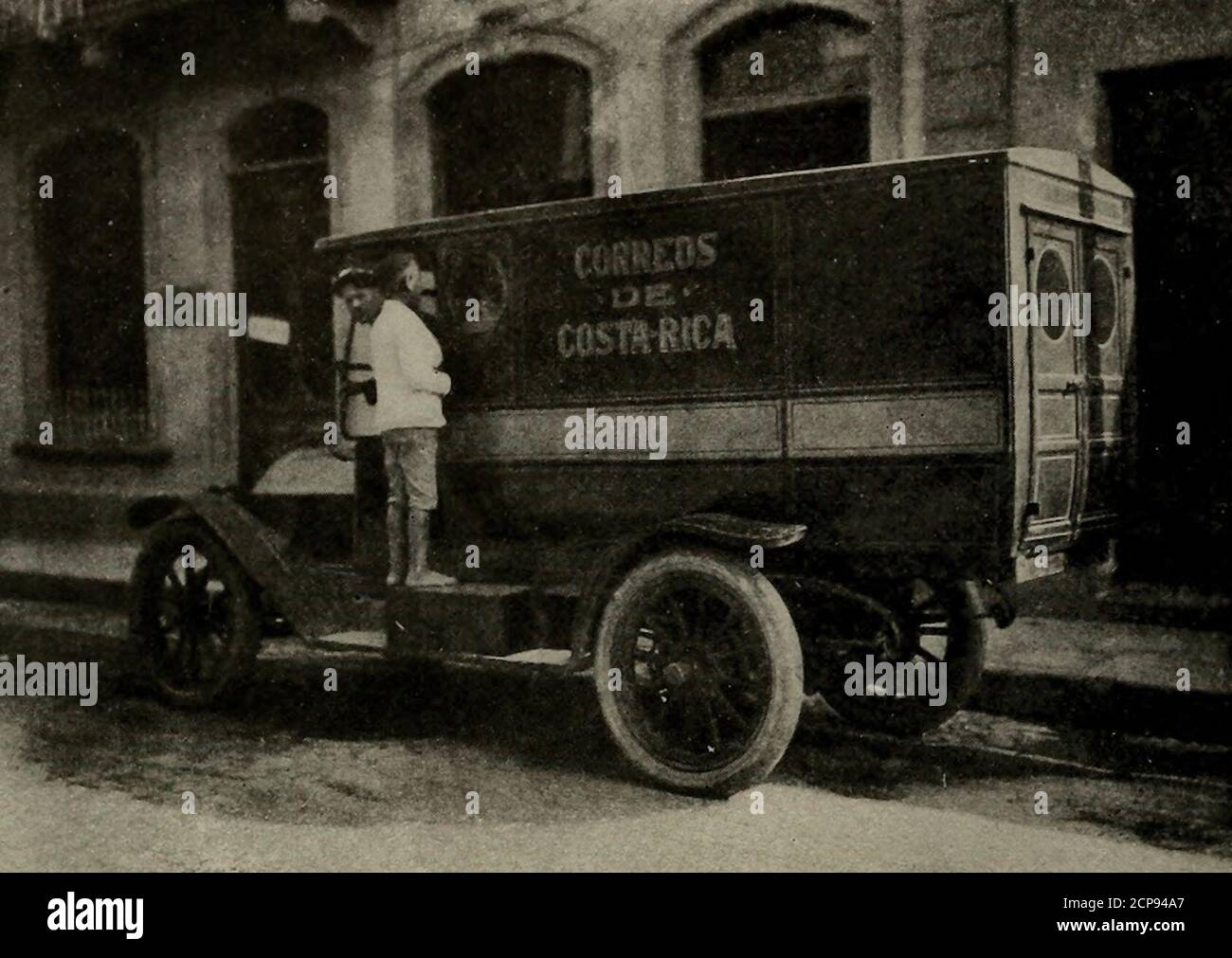 Camion de service postal au Costa Rica, vers 1917 Banque D'Images