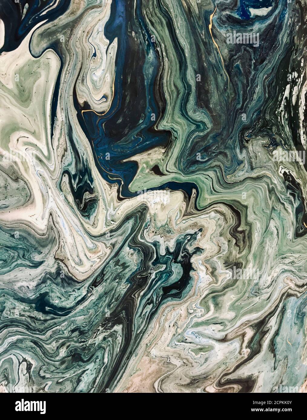 Encre, peinture, abstrait. Gros plan de la peinture. Fond coloré de peinture abstraite. Peinture à l'huile très texturée. Détails de haute qualité. Encre alcool mod Banque D'Images