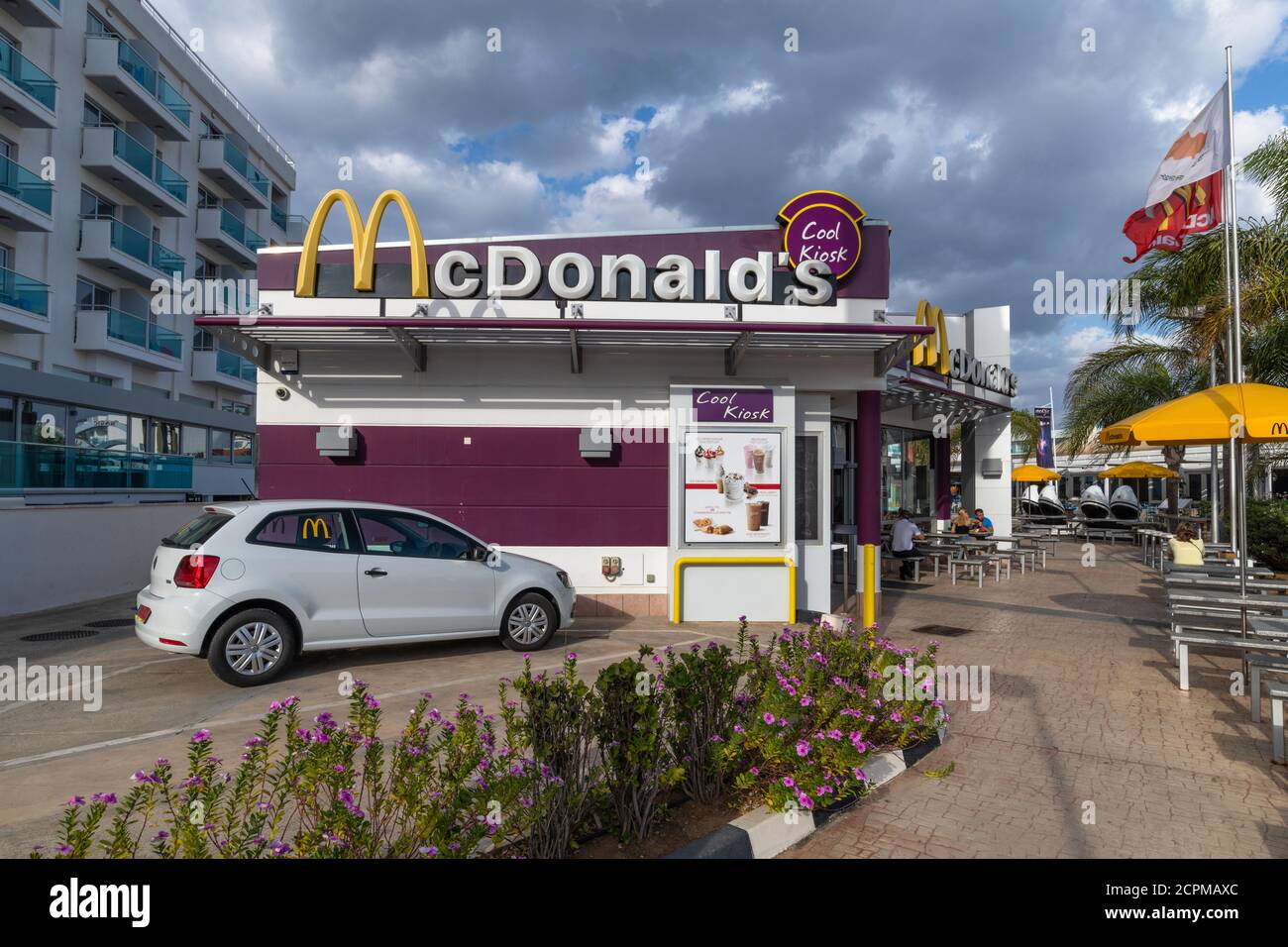 Protaras, Chypre - octobre 6. 2019. McDonald's sur Protaras Avenue Banque D'Images