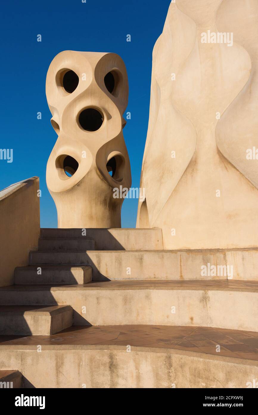 Barcelone, Casa Milá, la Pedrera, Antoni Gaudi, monument architectural Banque D'Images