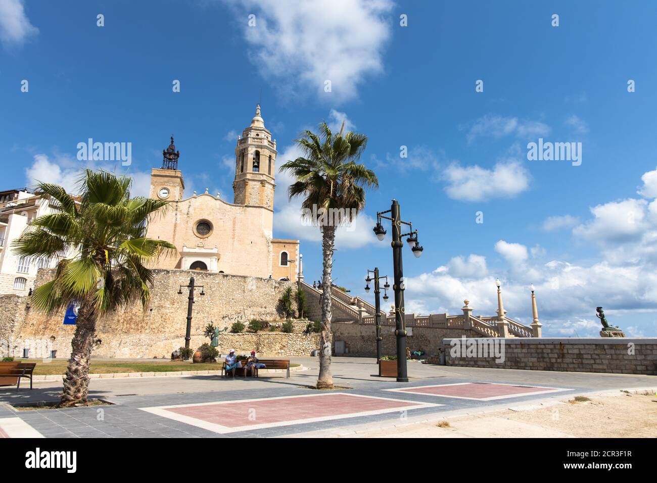 Eglise la iglesia de Sant Bartomeu y Santa Tecla à Sitges, Garraf, Cataluña, España Banque D'Images