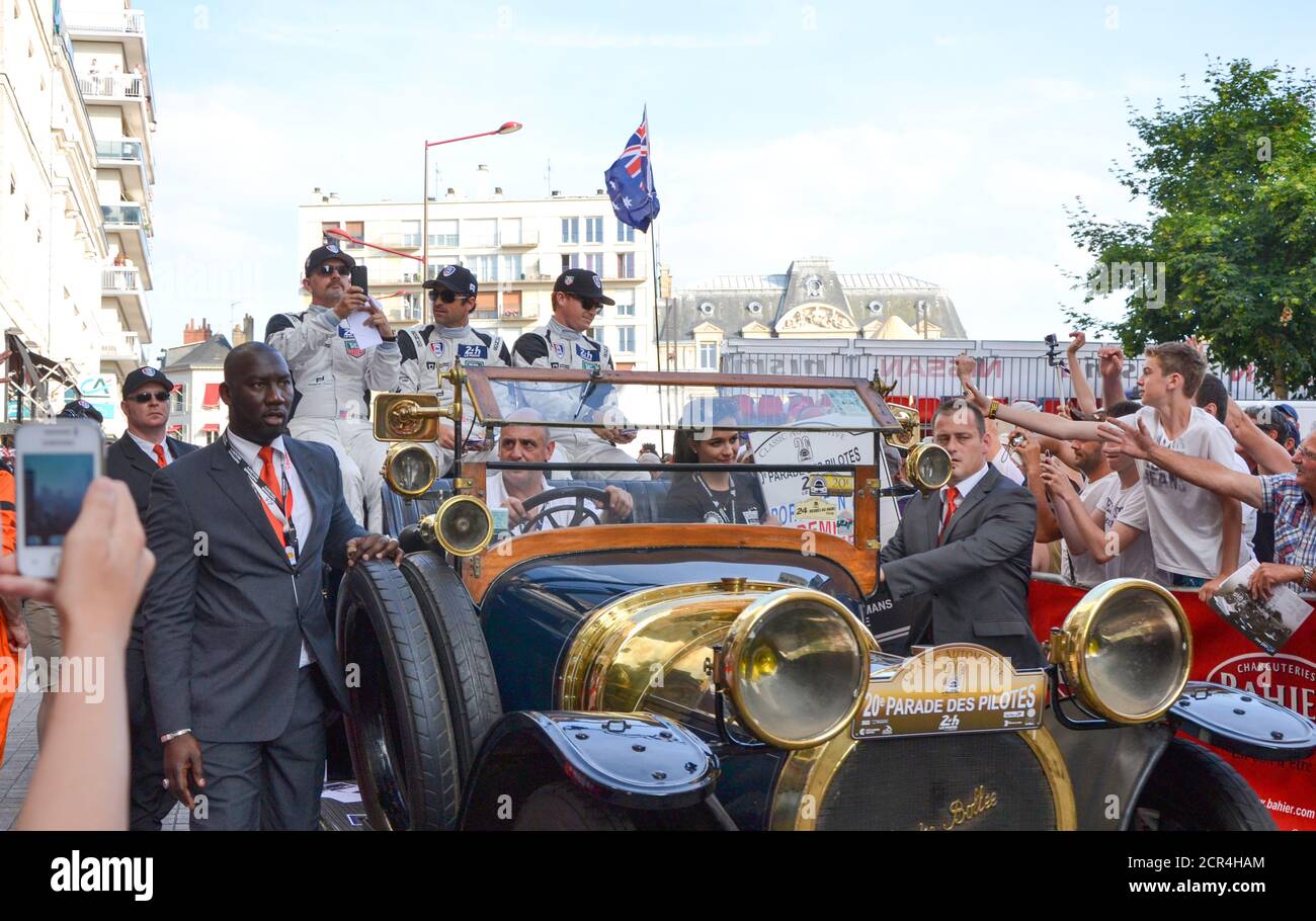 LE MANS, FRANCE - 13 JUIN 2014 : Patrick Dempsey et son équipe à le mans, France. Banque D'Images