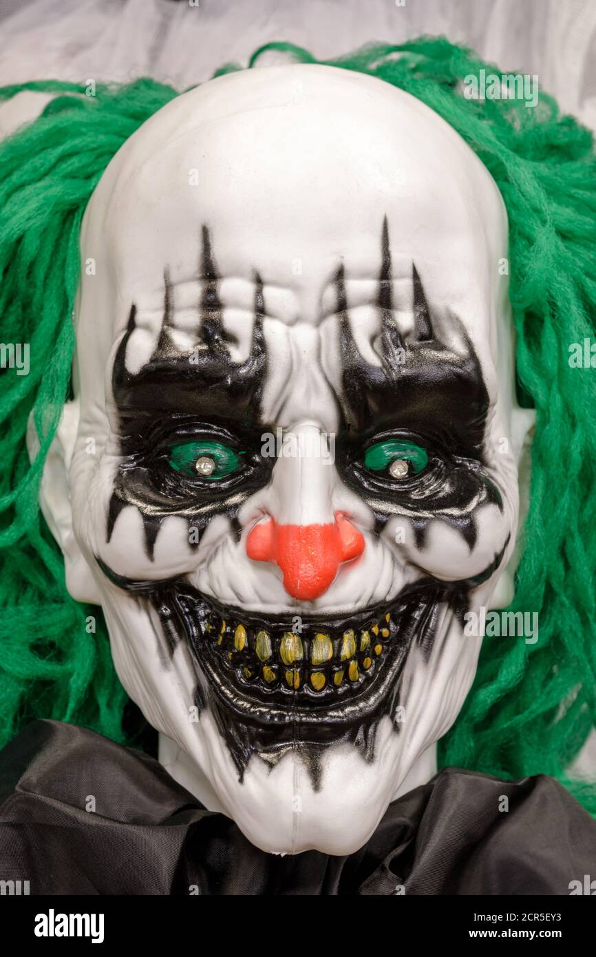 Scary Clown Halloween Decoration Banque D Image Et Photos Alamy Scary Clown Halloween Decoration Banque D Image Et Photos Alamy