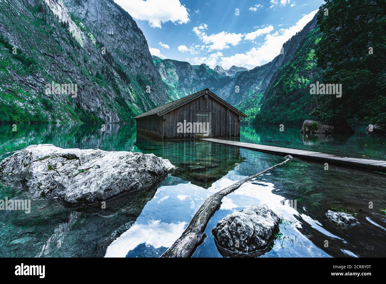 Boathouse avec jetée, Obersee, Koenigssee, Berchtesgadener Land, Berchtesgaden, Bavière, Allemagne, Europe Banque D'Images