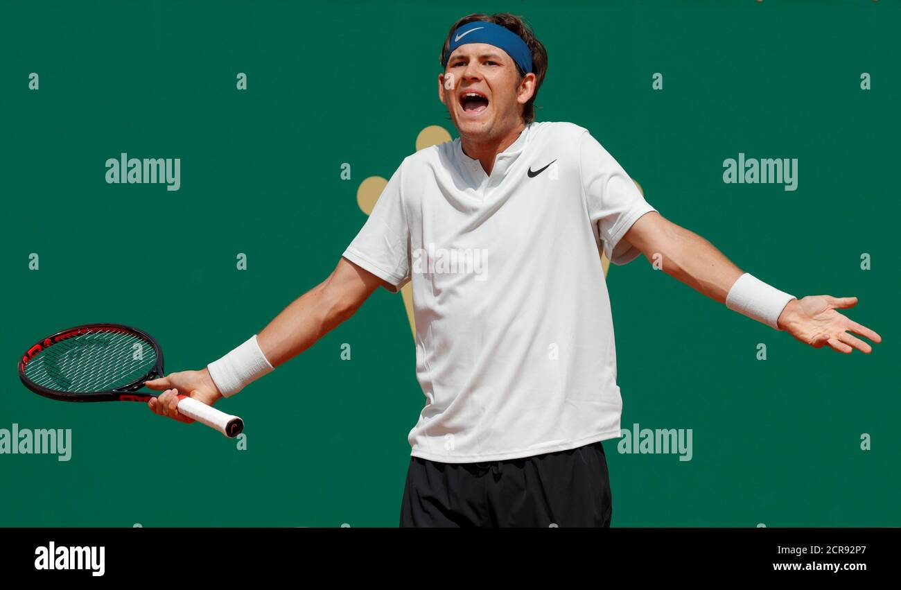 Tennis - ATP - Monte Carlo Masters - Monte-Carlo Country Club, Monte Carlo,  Monaco - 16 avril 2018 Jared Donaldson des États-Unis réagit lors de son  premier match contre Albert Ramos-Vinolas REUTERS/Eric
