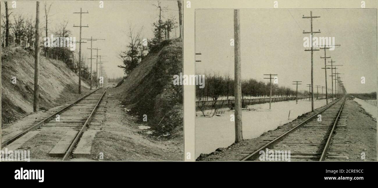 . Revue électrique de chemin de fer . trate de nombreuses caractéristiques. Un plan de fondation des sous-stations d'Union et de Garden Prairie est présenté ci-joint et illustre certaines caractéristiques qui ne sont pas présentées dans la section verticale. La partie principale de chaque sous-station est de 29 pieds 3 inchespar 30 pieds 5 pouces et à l'arrière est une extension 11 feet8 pouces par 25 pieds 7 pouces, s'étendant de 16 pieds au-dessus de la partie principale de l'immeuble. Cette tour receive les lignes haute tension entrantes sur une bobine fixée à un rack sont également de fabrication General Electric. Les trois transformateurs, qui sont connectés en delta sur les deux th Banque D'Images