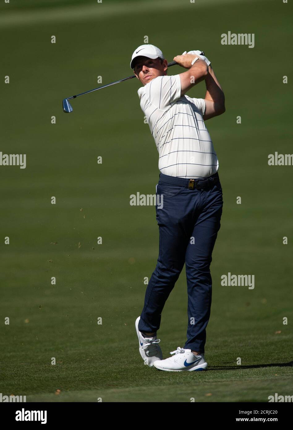 Rory McIlroy pendant la deuxième journée du championnat BMW PGA au club de golf de Wentworth, Surrey. CRÉDIT PHOTO : © MARK PAIN / PHOTO DE STOCK D'ALAMY Banque D'Images