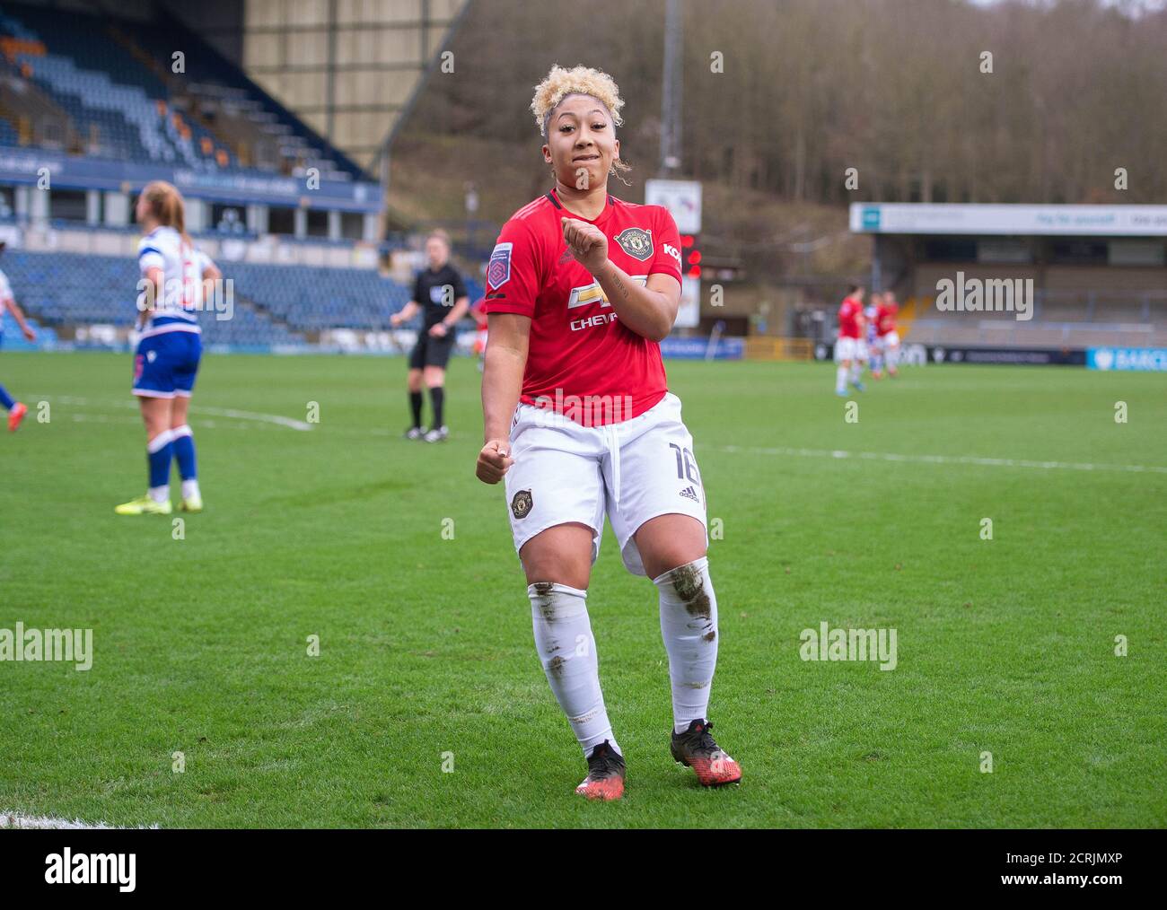 Lauren James, de Manchester United, célèbre le but d'ouverture Banque D'Images