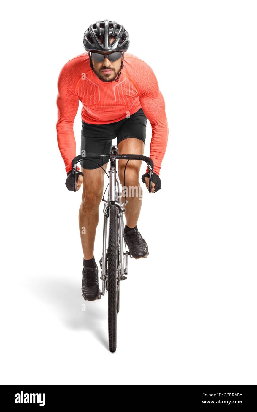 Portrait d'un cycliste professionnel avec casque et lunettes de soleil un vélo de route personnalisé vers la caméra isolée sur blanc arrière-plan Banque D'Images