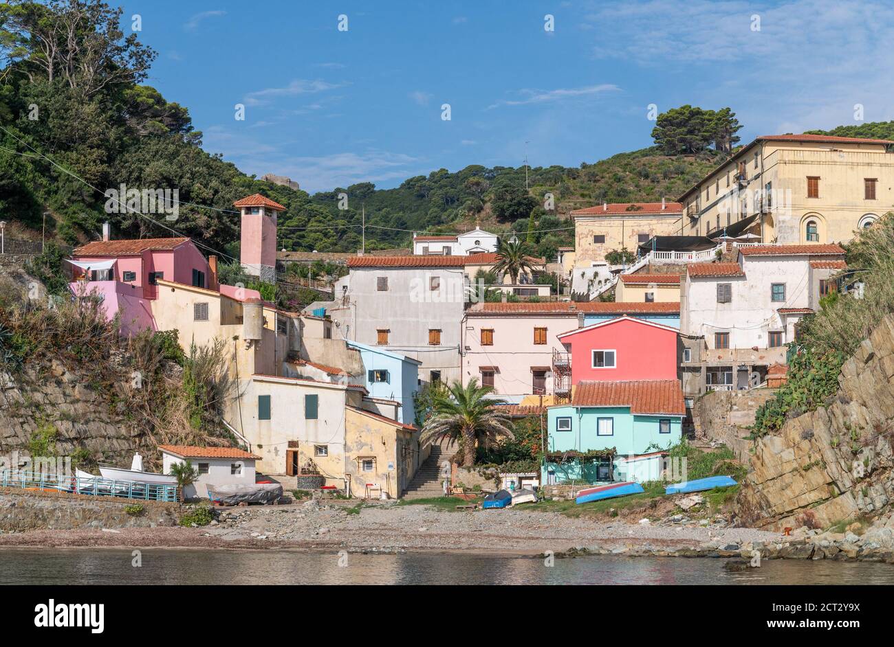 Village sur l'île de la prison de Gorgona, Toscane, Italie Banque D'Images