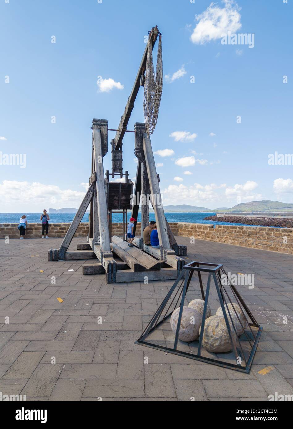 Alghero (Italie) - la ville marine et touristique sur l'île de Sardegna, colonie catalane avec la culture espagnole. Voici une vue sur le centre historique. Banque D'Images