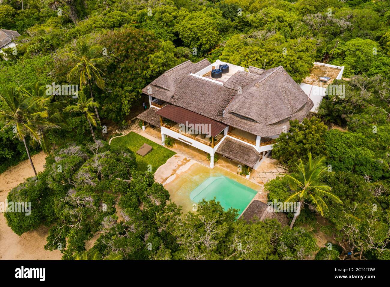 Luxueuse villa de vacances dans la forêt tropicale sur la côte du Kenya, un lieu de vacances d'été parfait, Watamu, Kilifi County, Kenya Banque D'Images