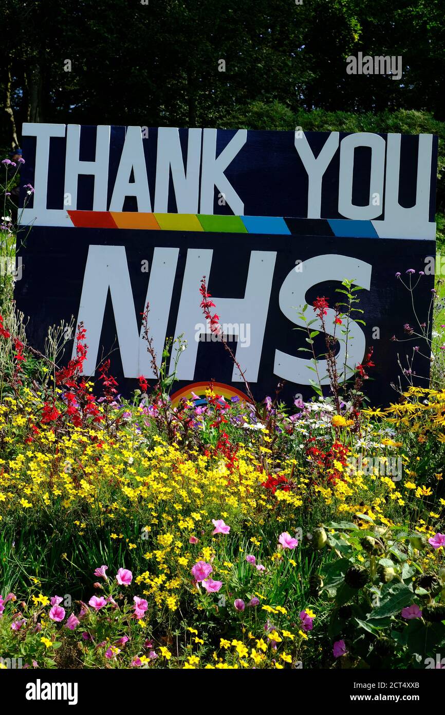 Merci NHS, hommage floral à Miller Park Preston, Royaume-Uni. Banque D'Images